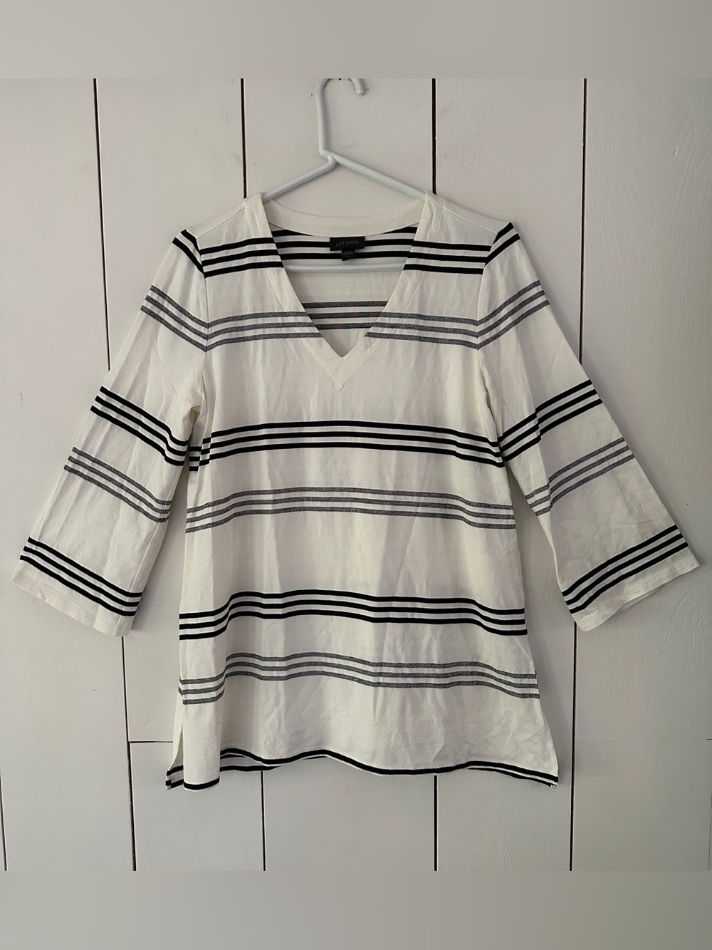 J. Jill Wearever Collection Striped V-Neck Tunic Top White Black Sz S